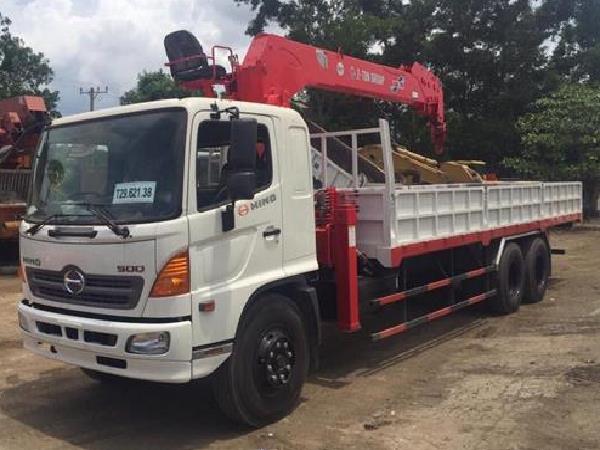 XE TẢI HINO FL8JTSL GẮN CẨU TỰ HÀNH ATOM 7 TẤN ATOM736 (7 TẤN 6 ĐỐT)